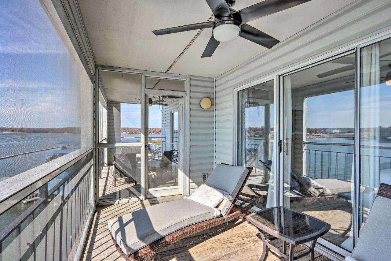 Sunny Osage Beach With Balcony And Lakefront View Luaran gambar